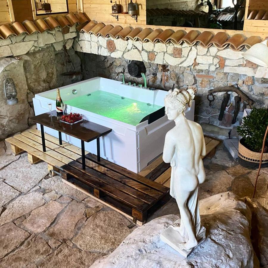 Le Capanne Di Villa Margherita Sonnino Exterior foto